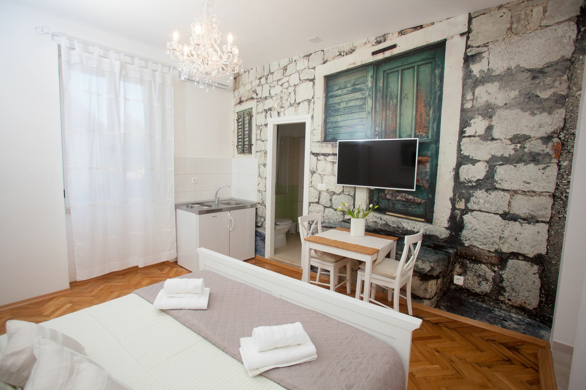 Apartment Ani Split