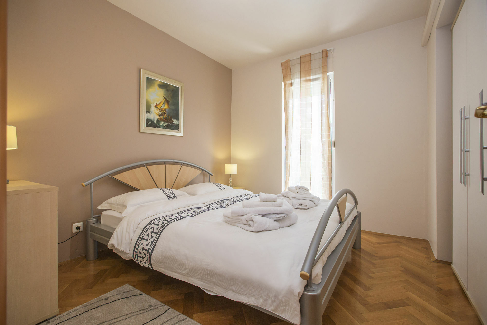 Cro Jet Set On The Apartman Split