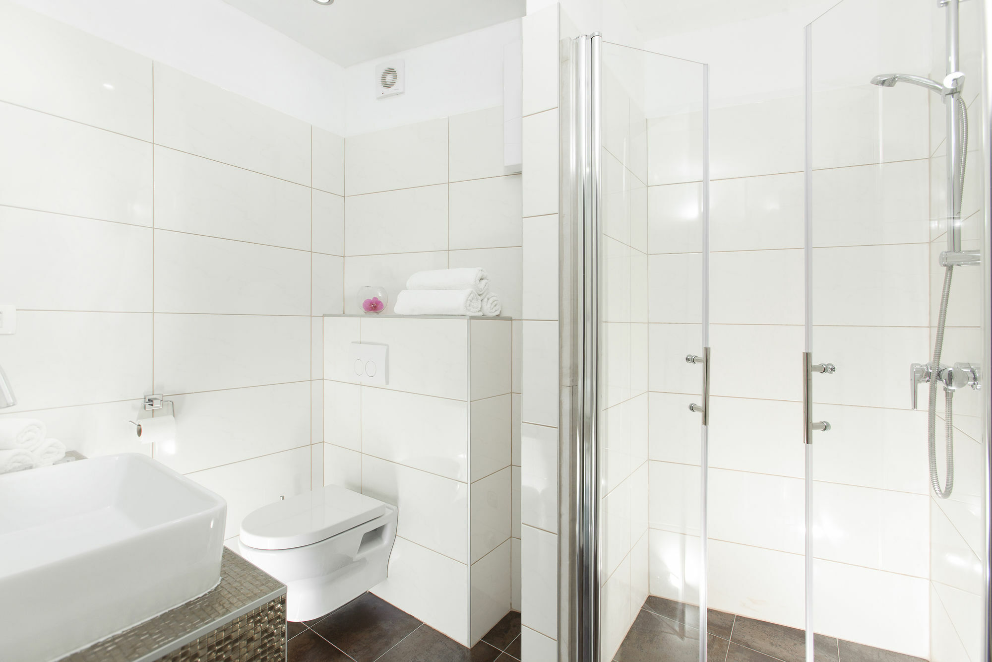 Guest house Teatrin 4*