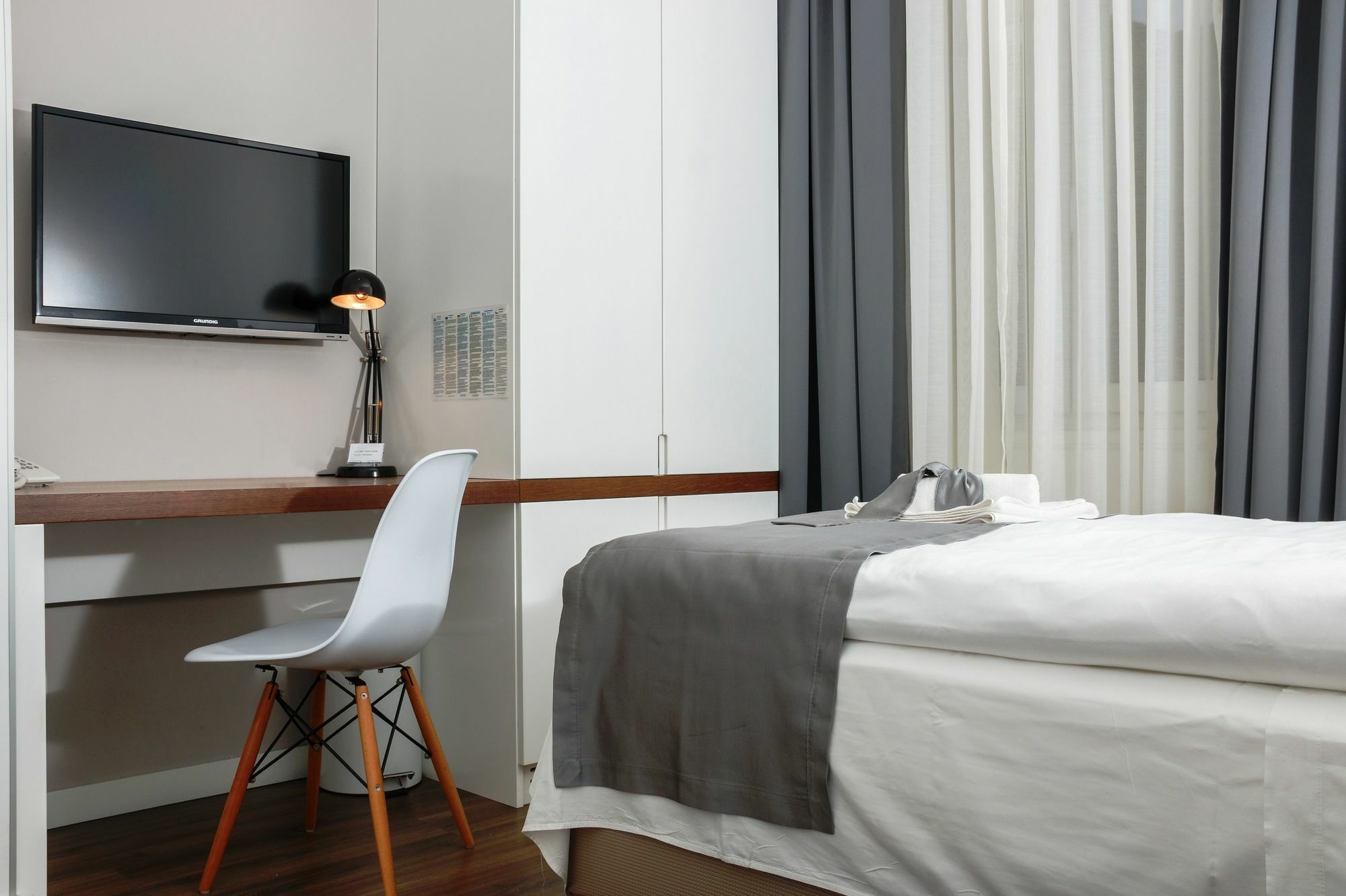 Prima Luxury Split
