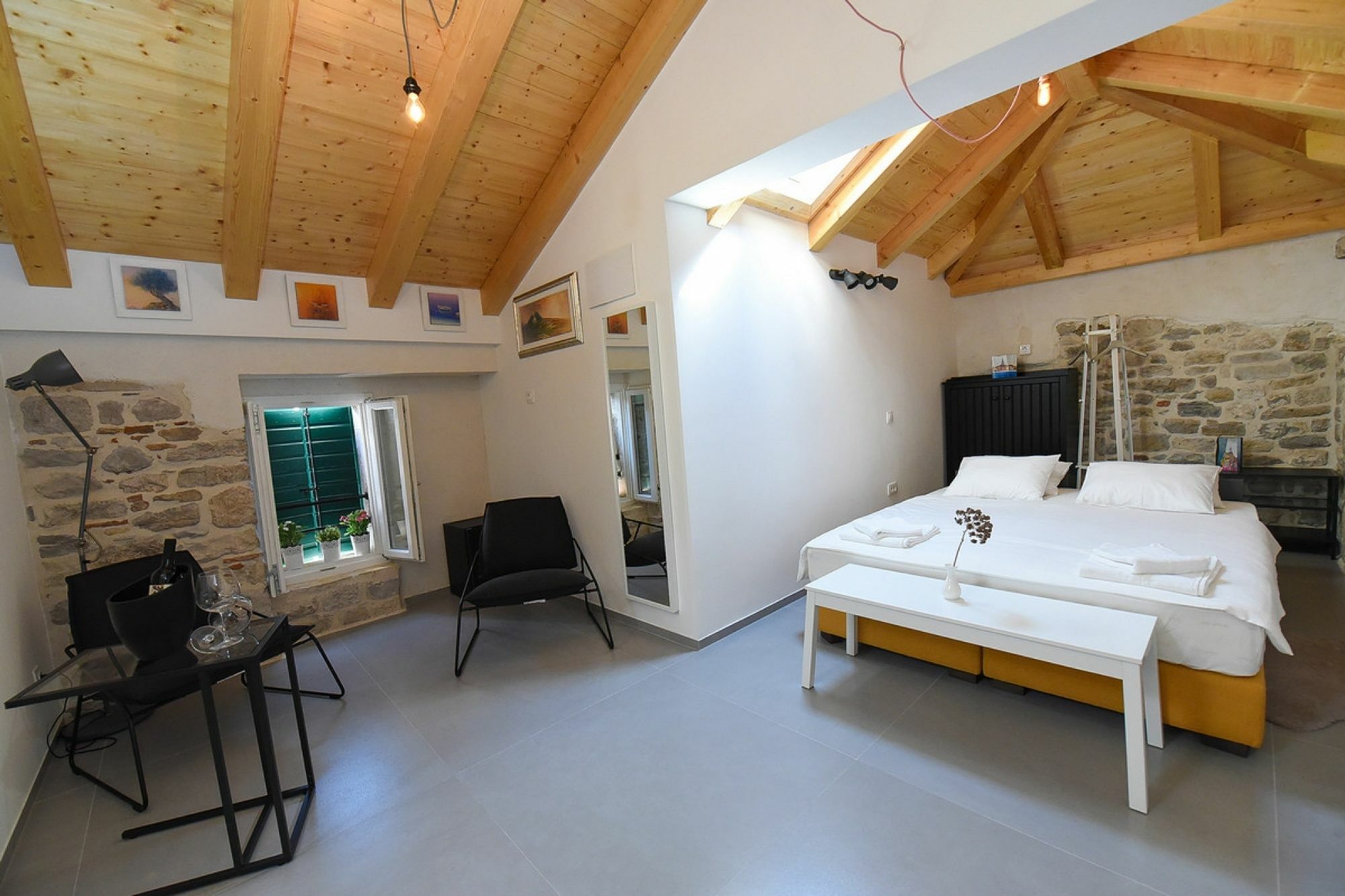Pylon Guest house 4*