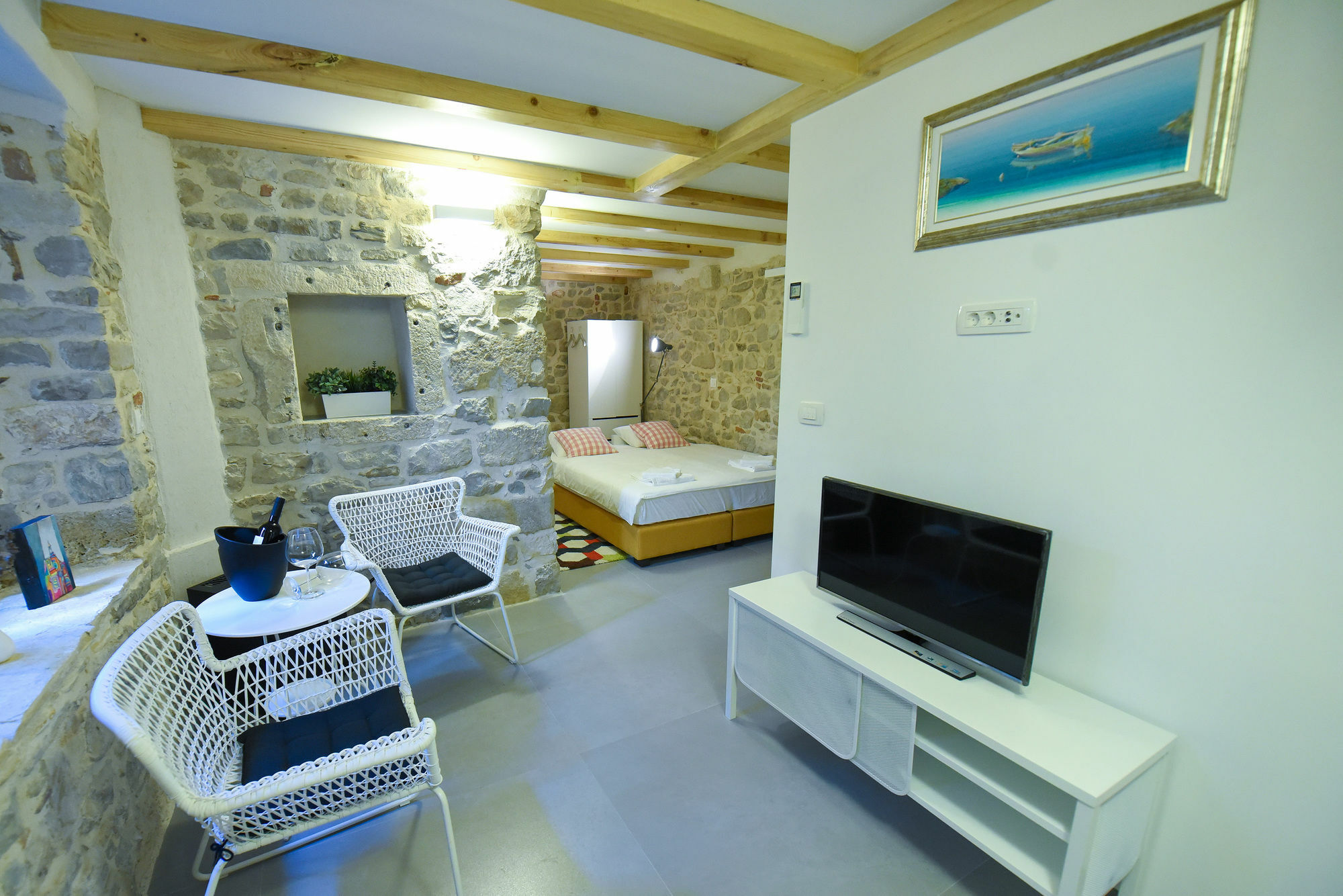Pylon Guest house 4*