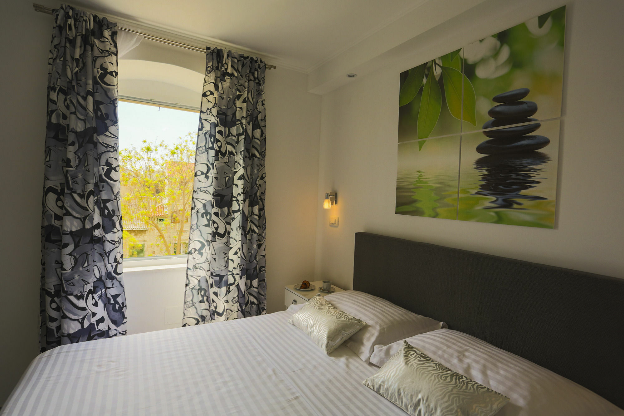 Guest house Nirvana &