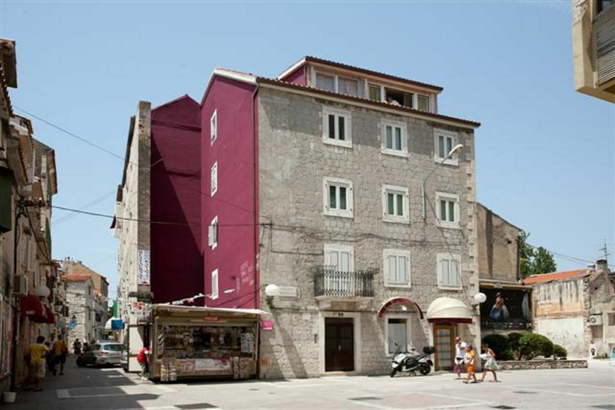 Tin Split