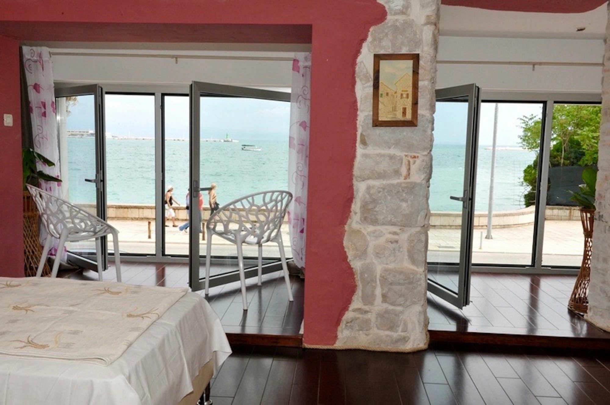 Galeria Valeria Seaside Downtown - Mag Quaint & Elegant Boutique 4* Split
