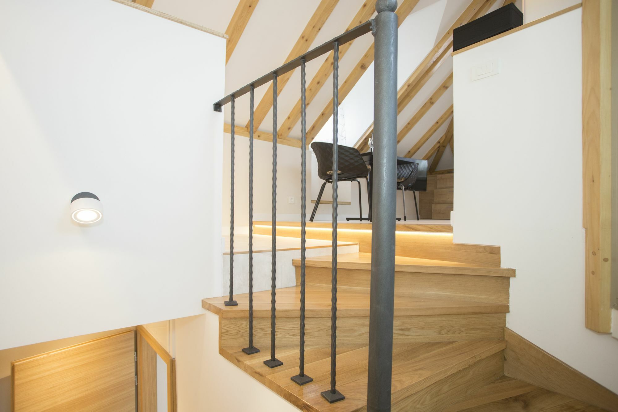 Situs Apartment Split