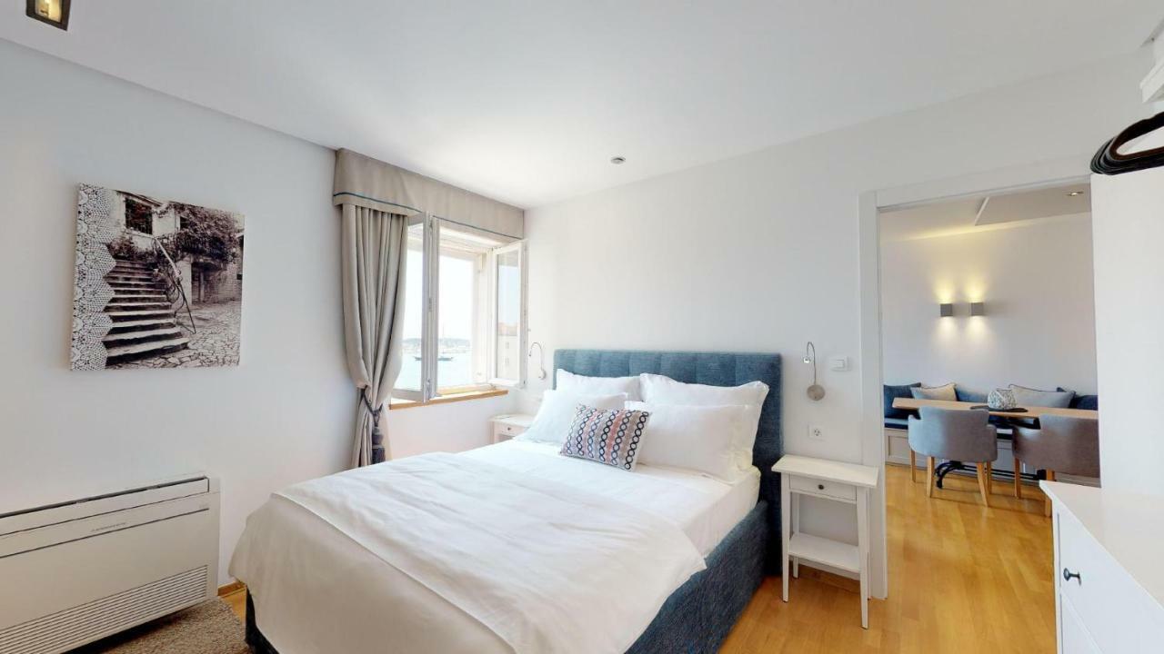 Guest house Riva Apartments 4*