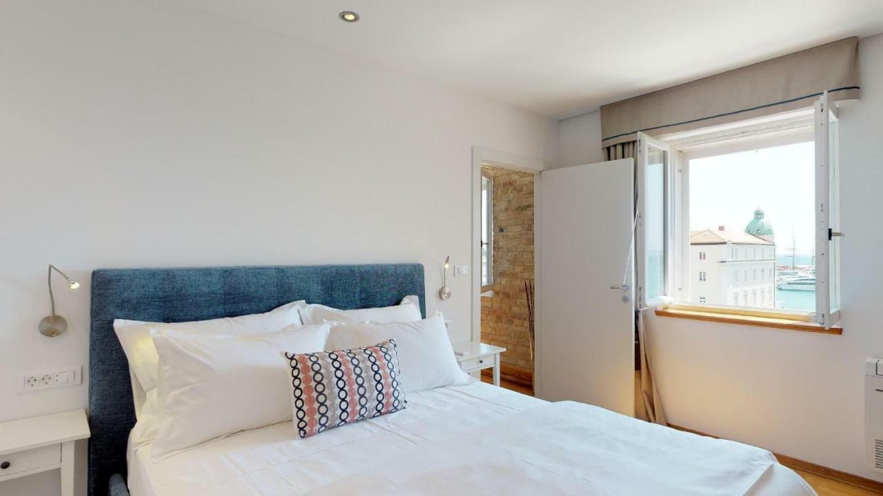 Riva Apartments Guest house Split
