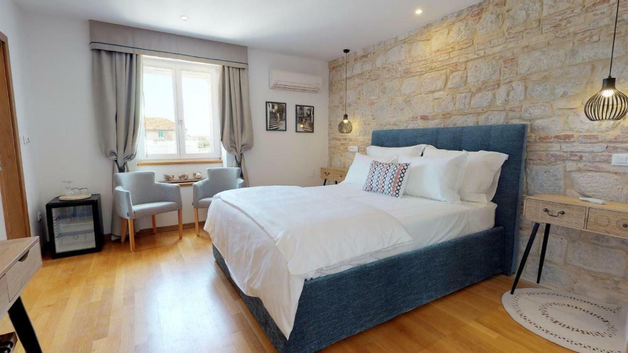 Riva Apartments 4* Split