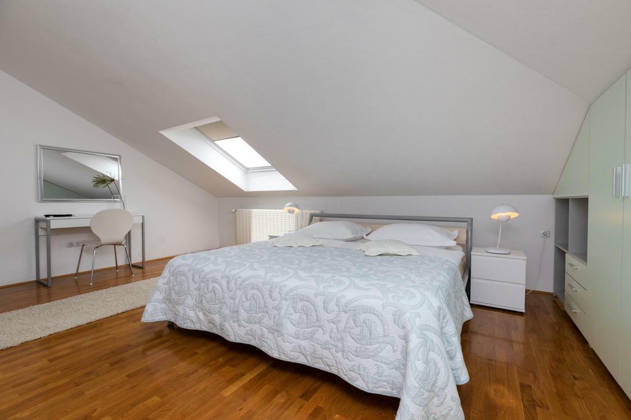 Bed & Breakfast Luxury Apartments Klara