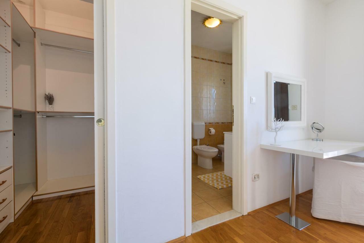 Bed & Breakfast Luxury Apartments Klara