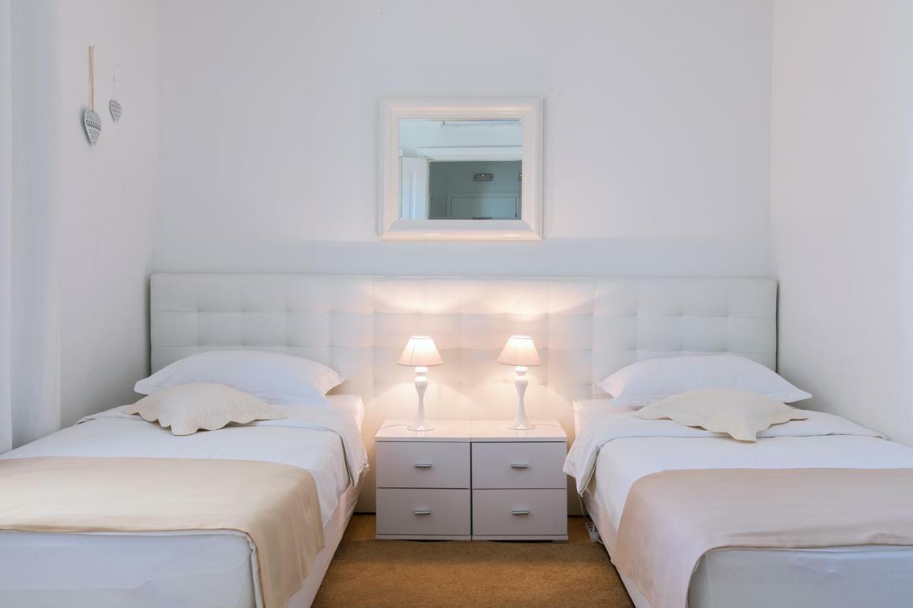 Luxury Apartments Klara Bed & Breakfast 5*