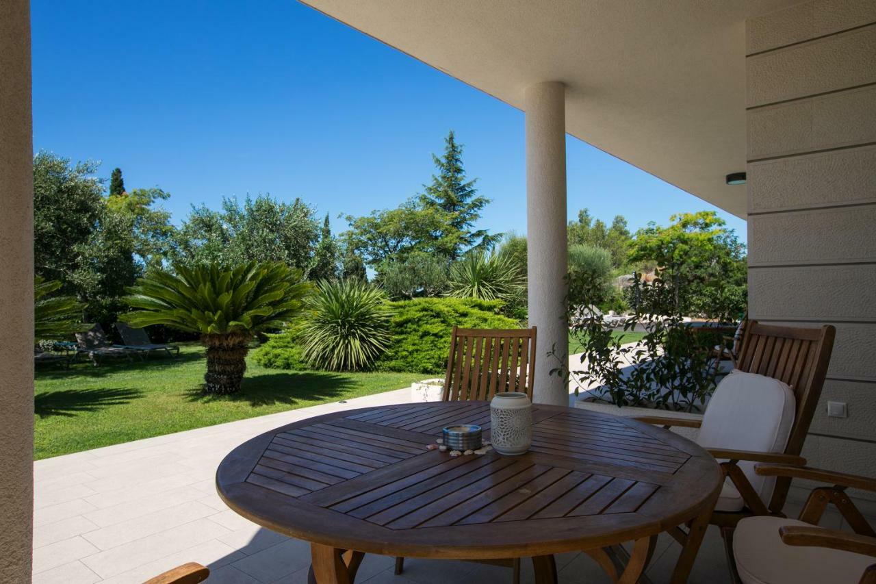 Luxury Apartments Klara Bed & Breakfast 5*