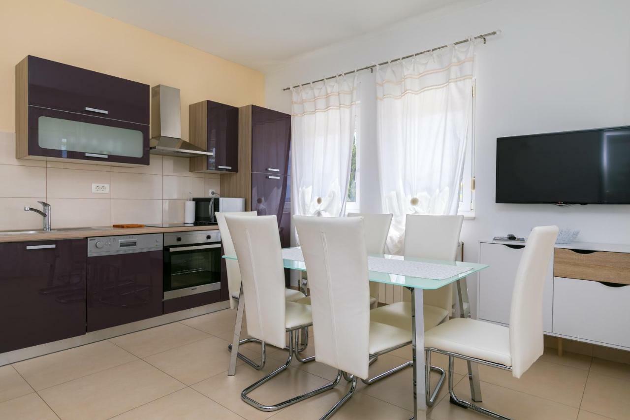 Luxury Apartments Klara Bed & Breakfast Split