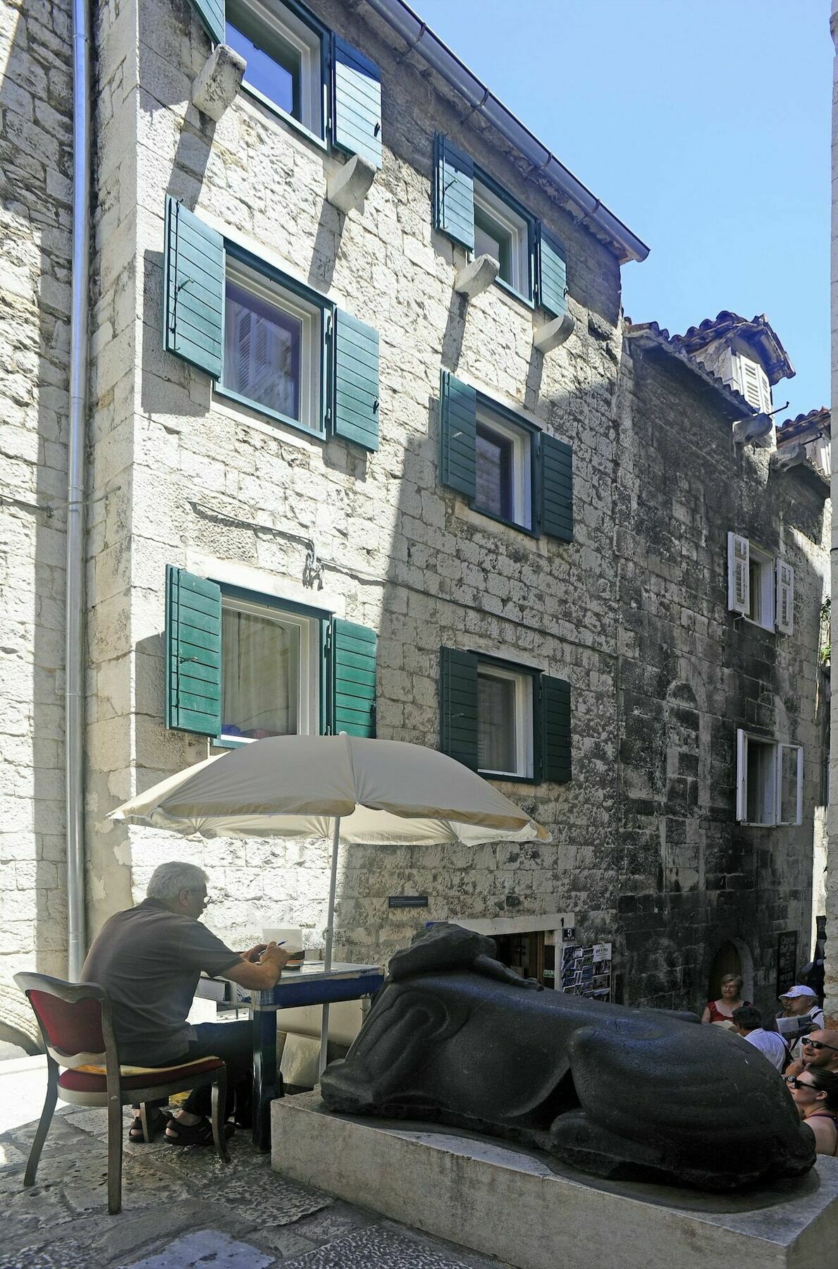 Base Gostinjska kuća