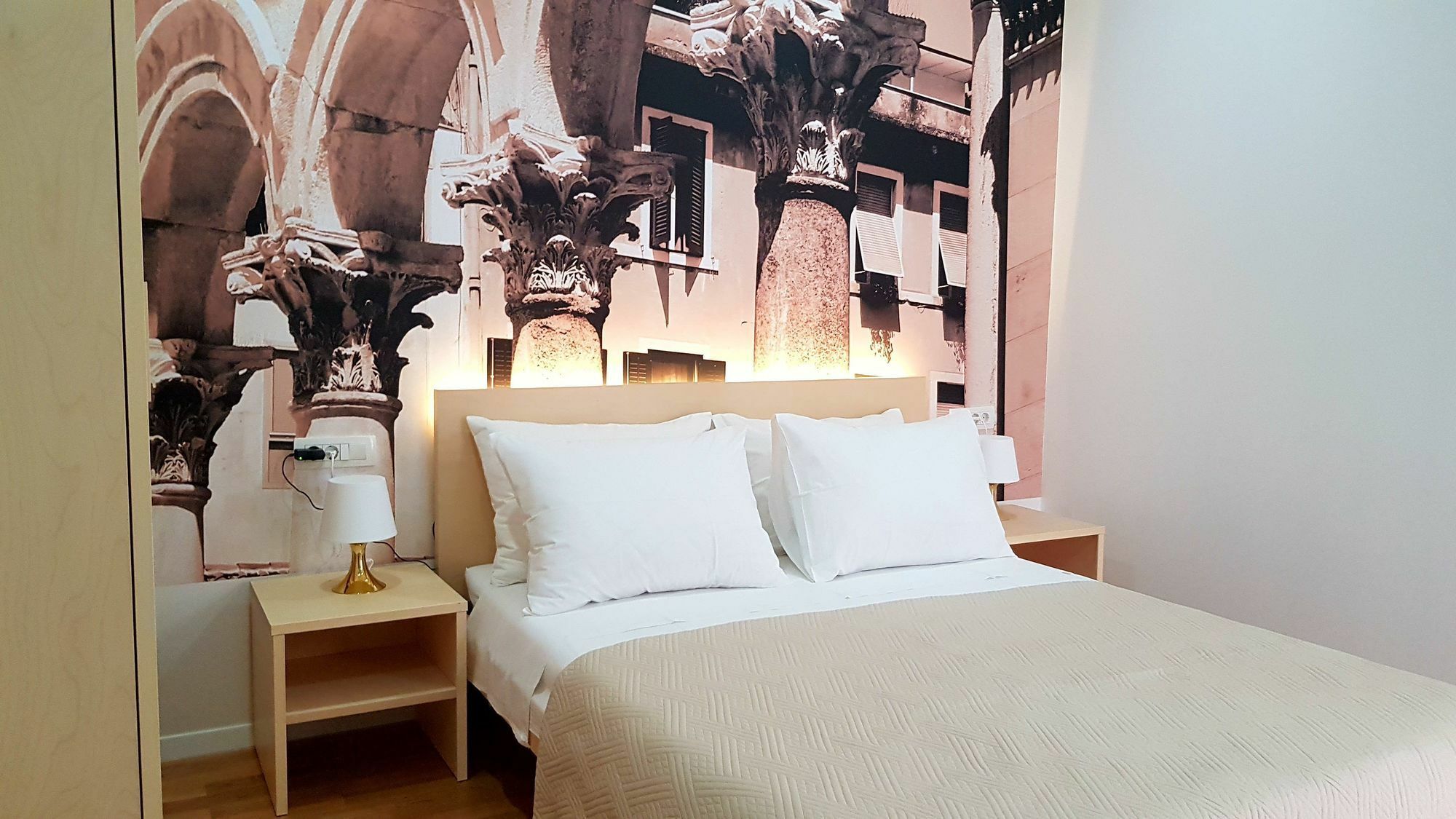 Urban Guest house 3*