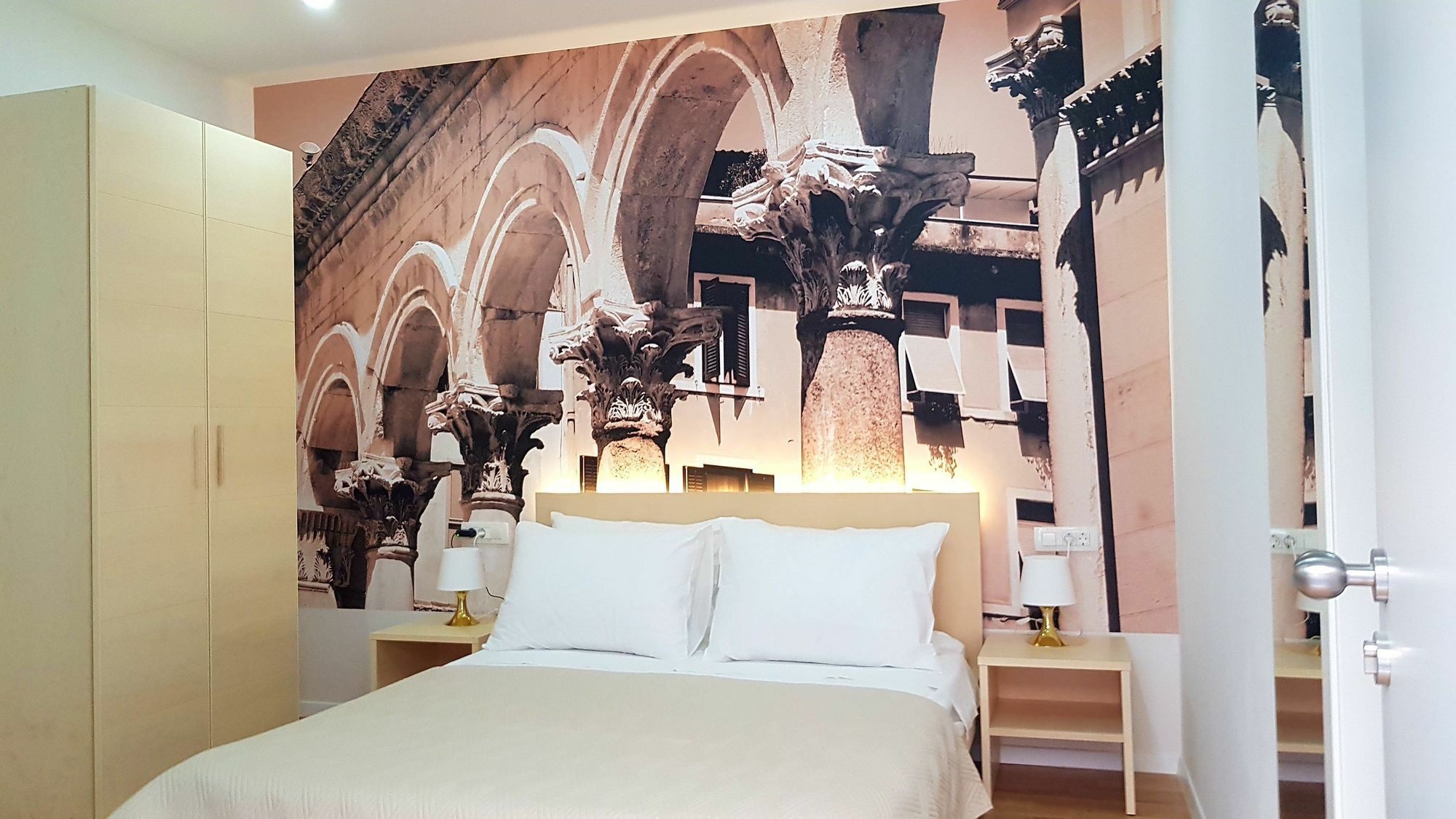 Urban 3*