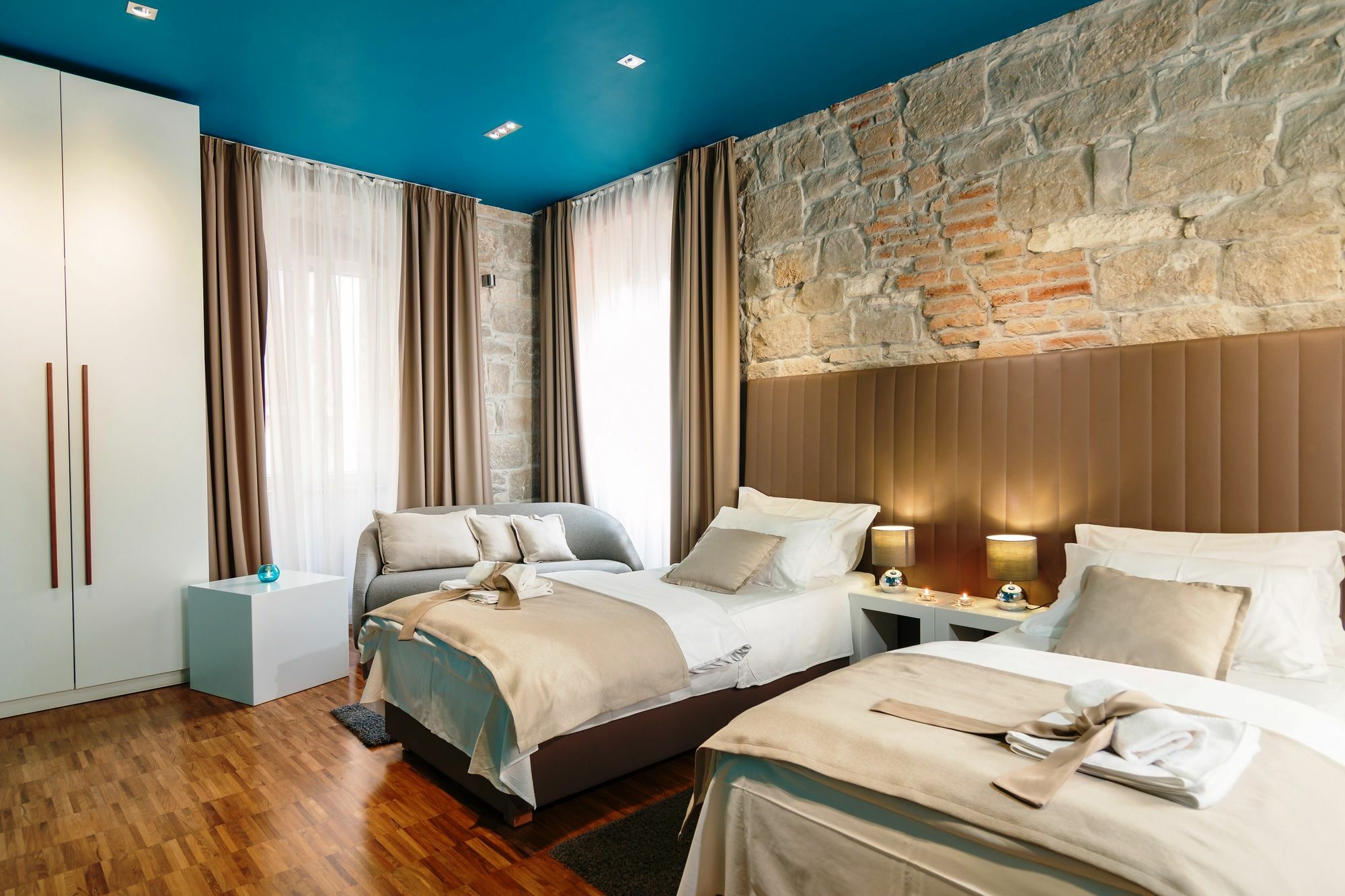 Guest house Riva Luxury