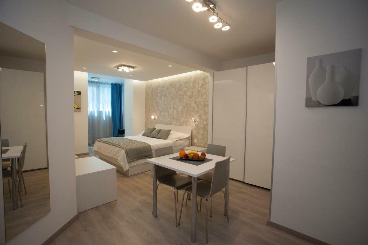 Apartment Lovret Flowers