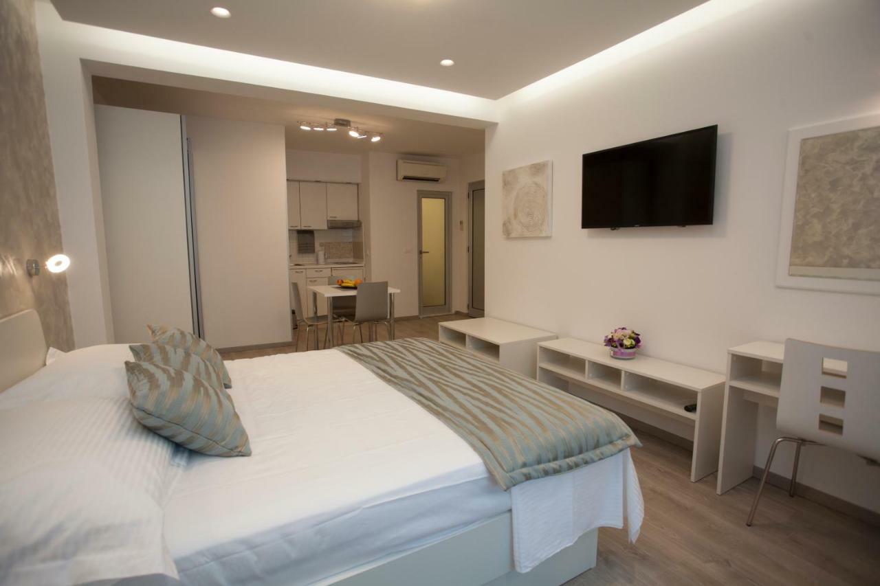 Lovret Flowers Apartment Split