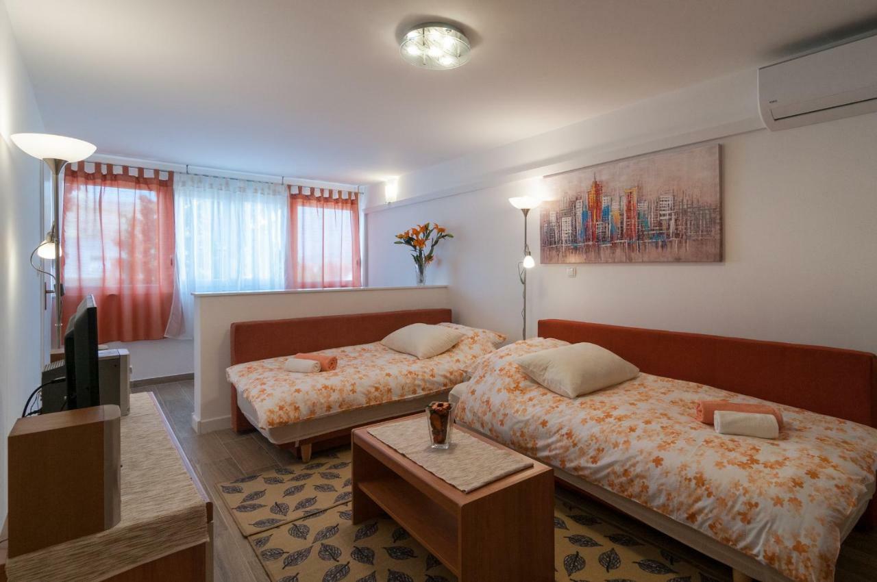 Minago Apartment *