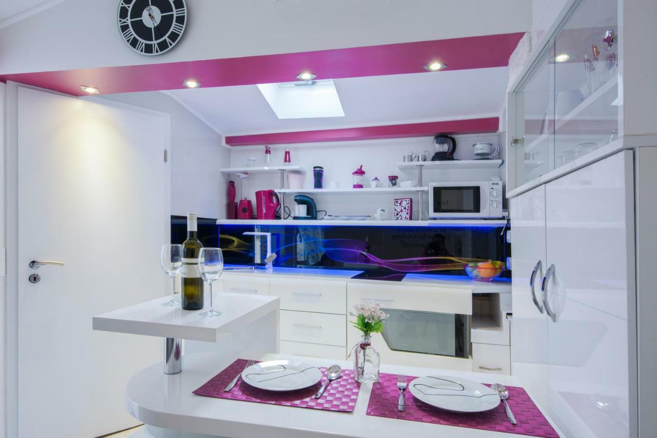 Cute Little In The Old Town Apartman *
