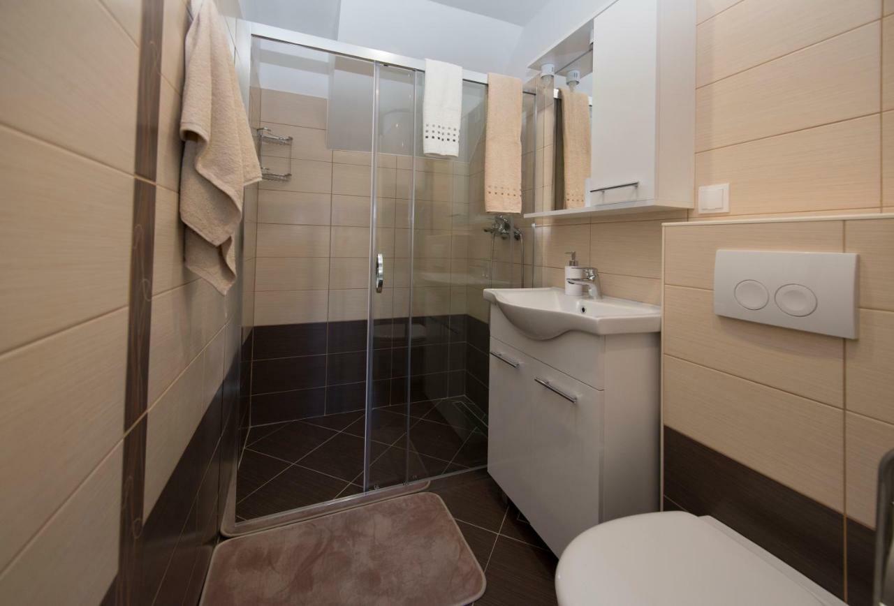 Appartement Bonus And Private Parking Split