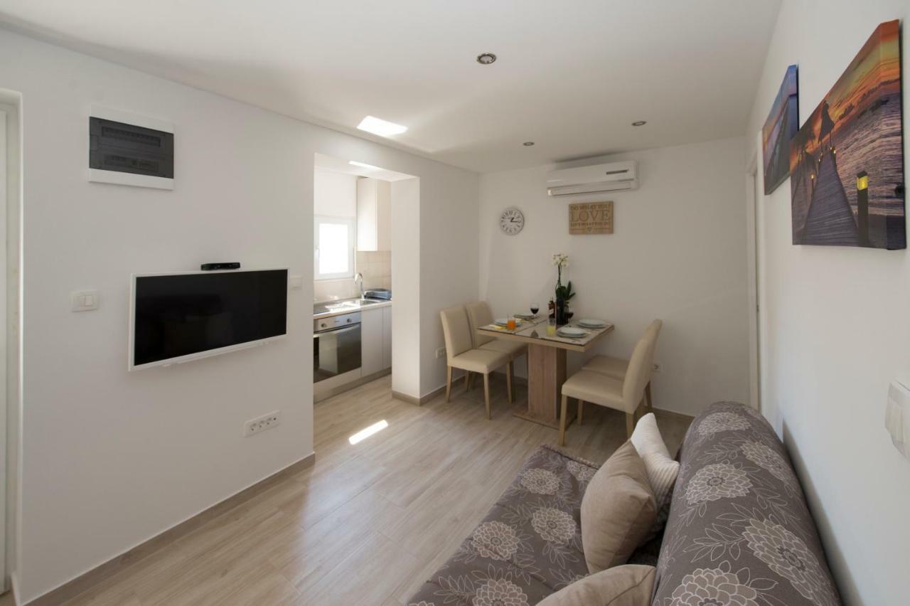 Bonus And Private Parking Appartement