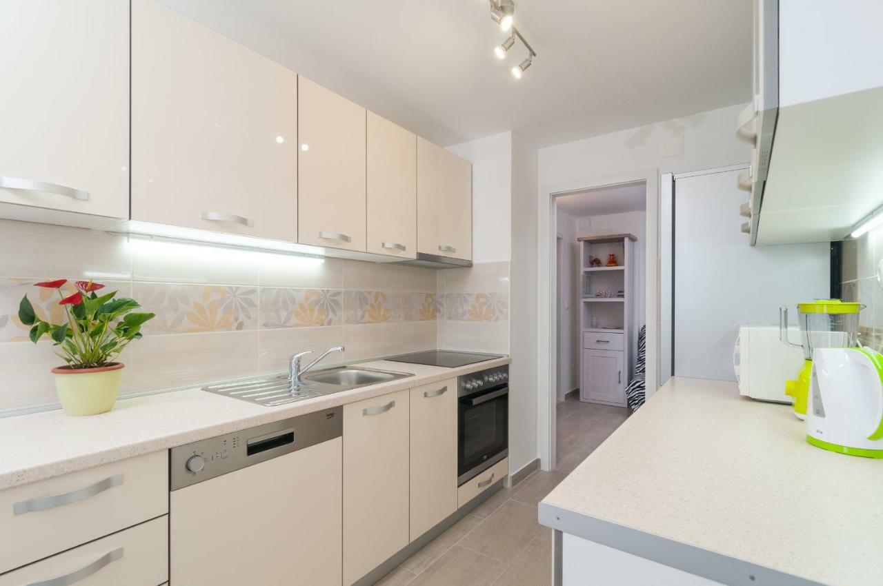 Minago Apartment *