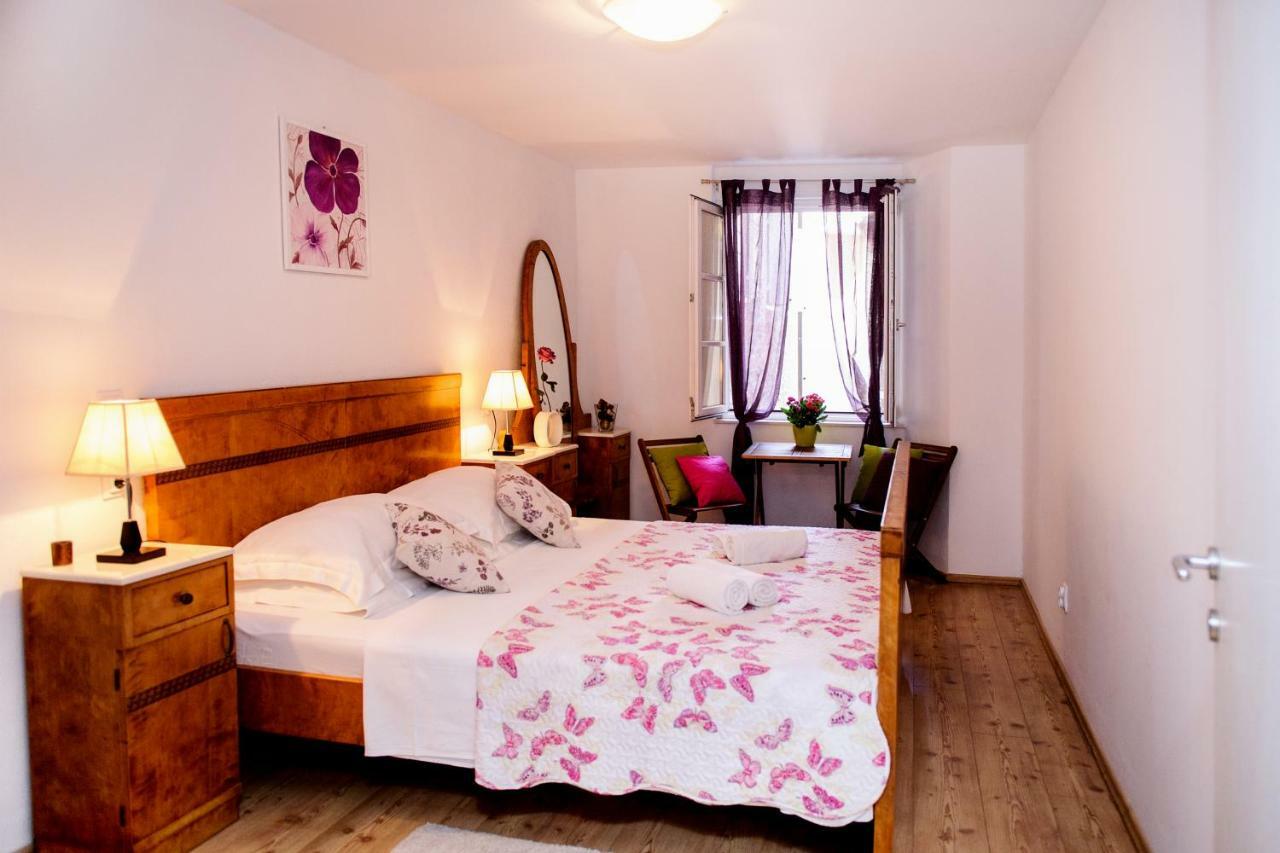 Peristil Cardo Apartment *