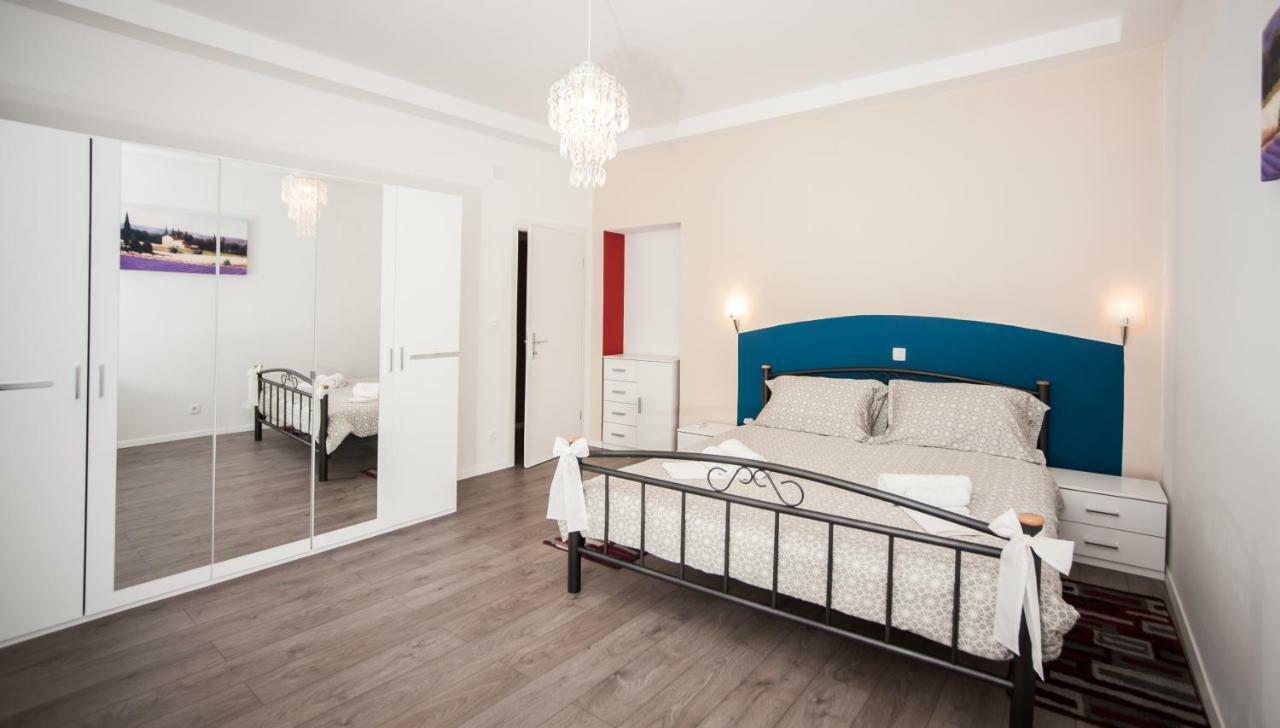 Simone Apartment