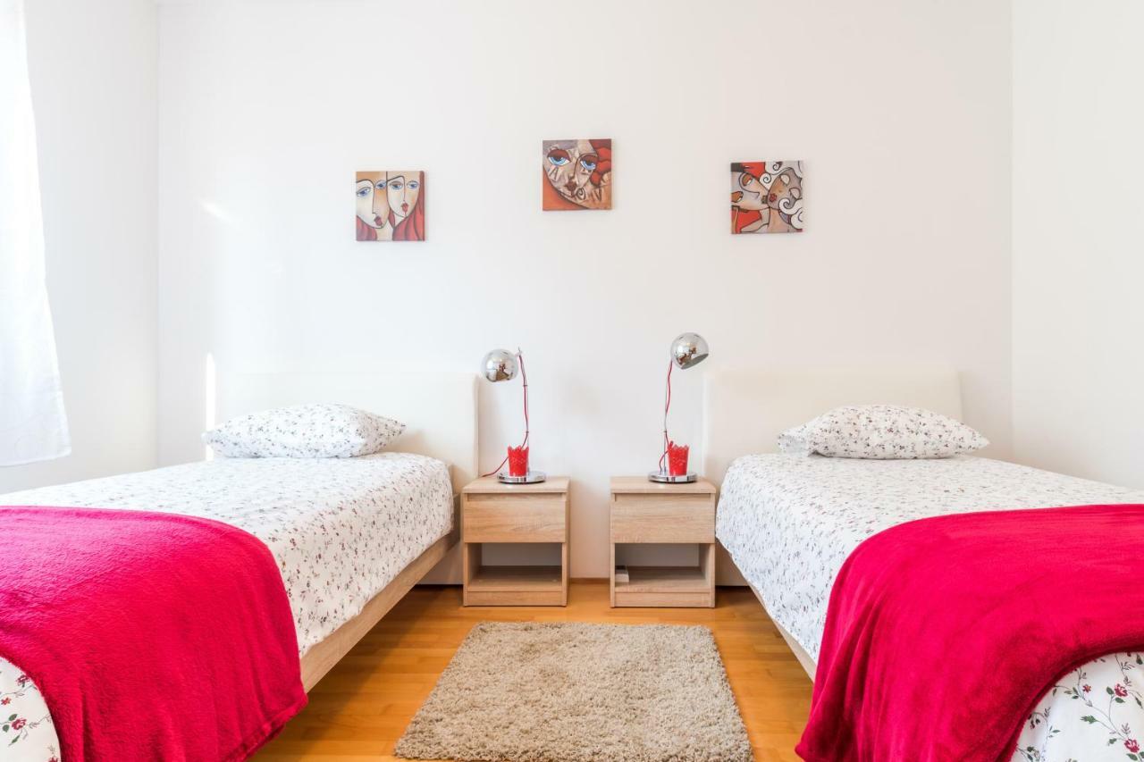 Apartment With View, Magis Red Split