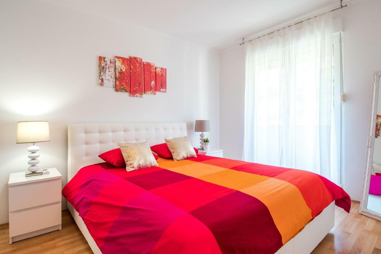 With View, Magis Red Apartment