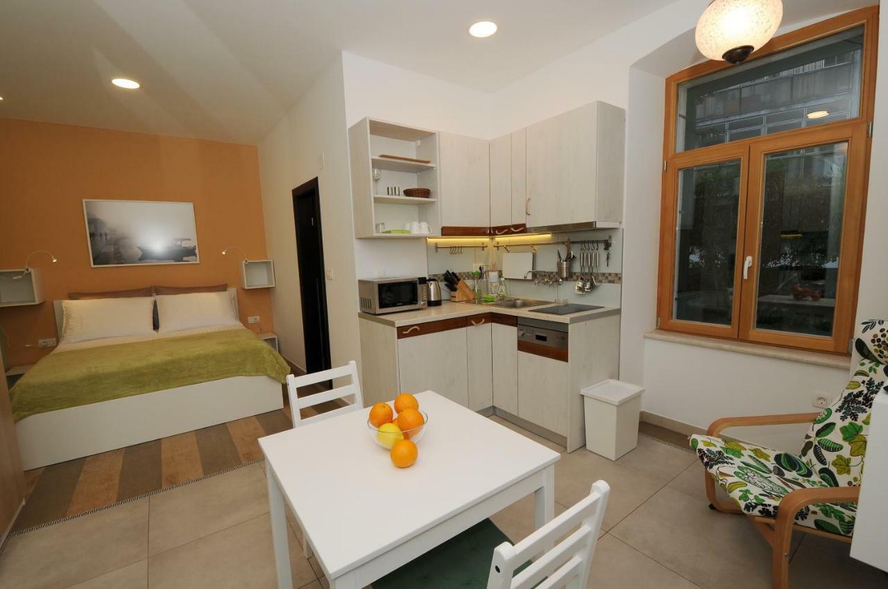 Dzapo Apartment