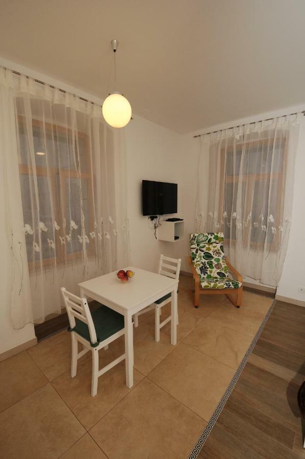 Dzapo Apartment Split