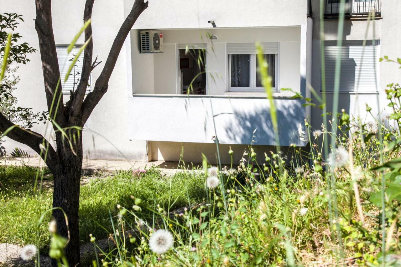 Apartment Lovor *