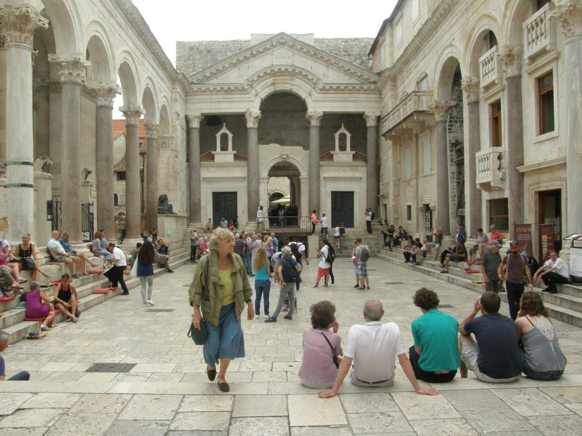 Spacious In City Center Split