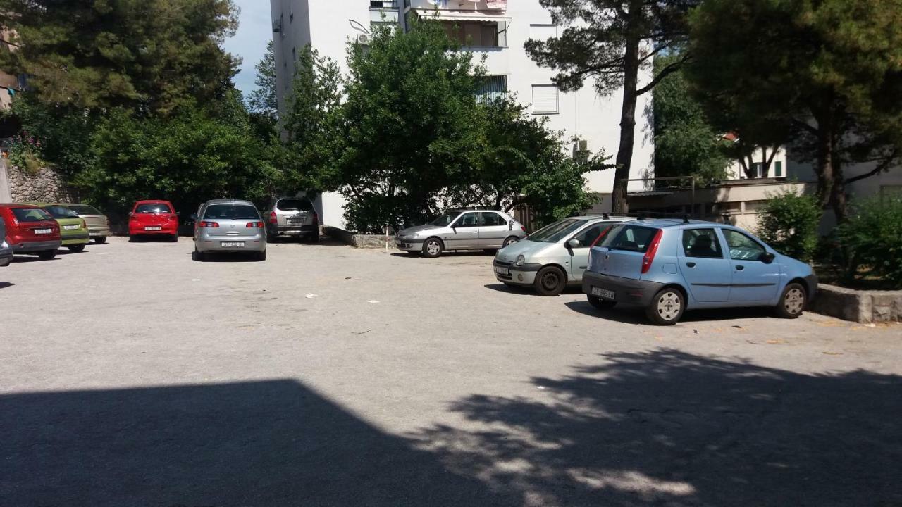 Apartman Lovor