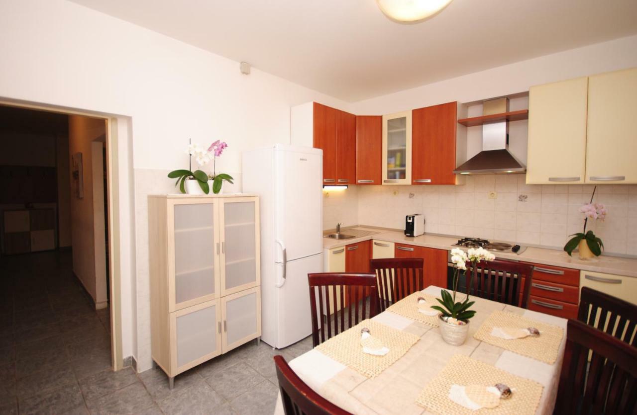 Apartment Raquil Split