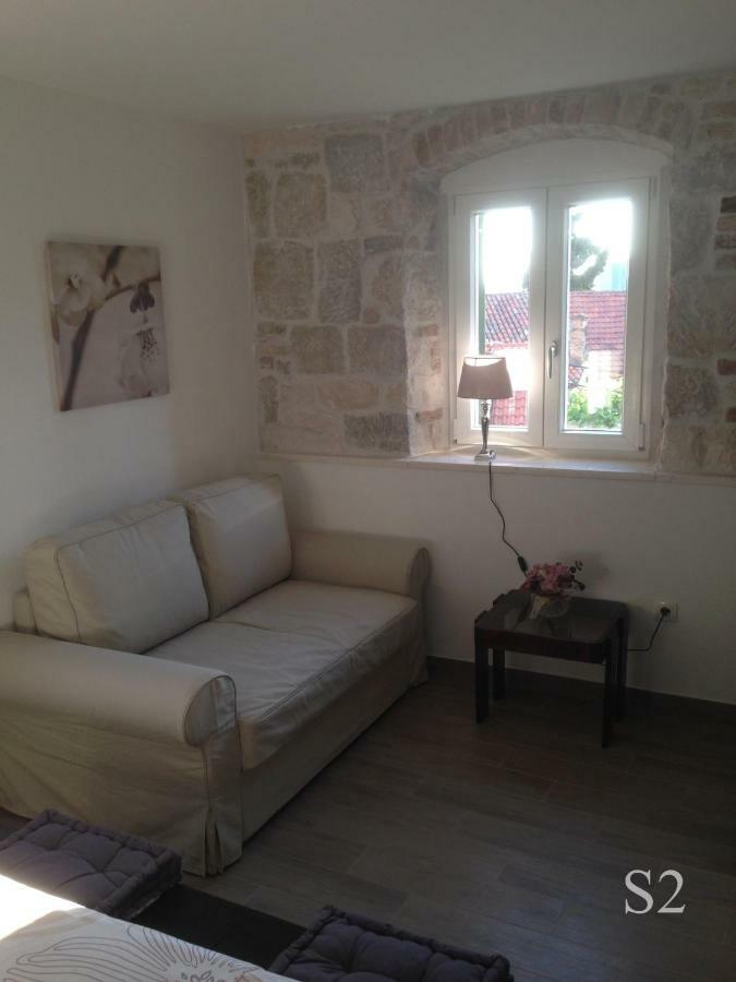 Morus Alba * Split