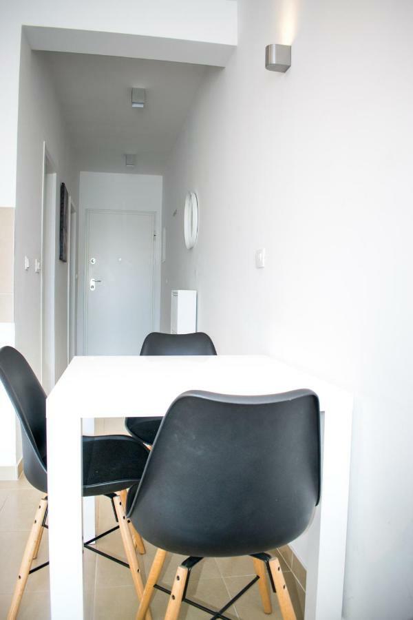 Mario Apartment Split