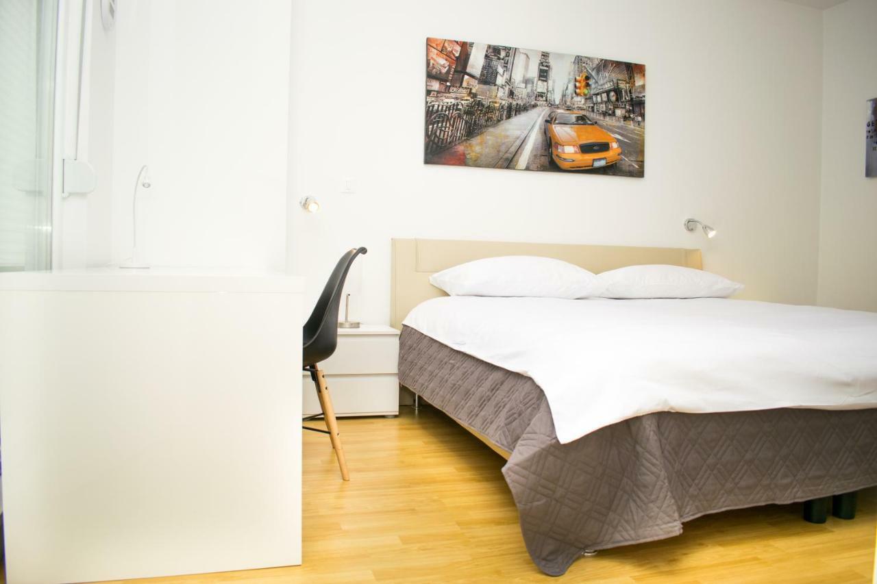 Mario Apartment Split