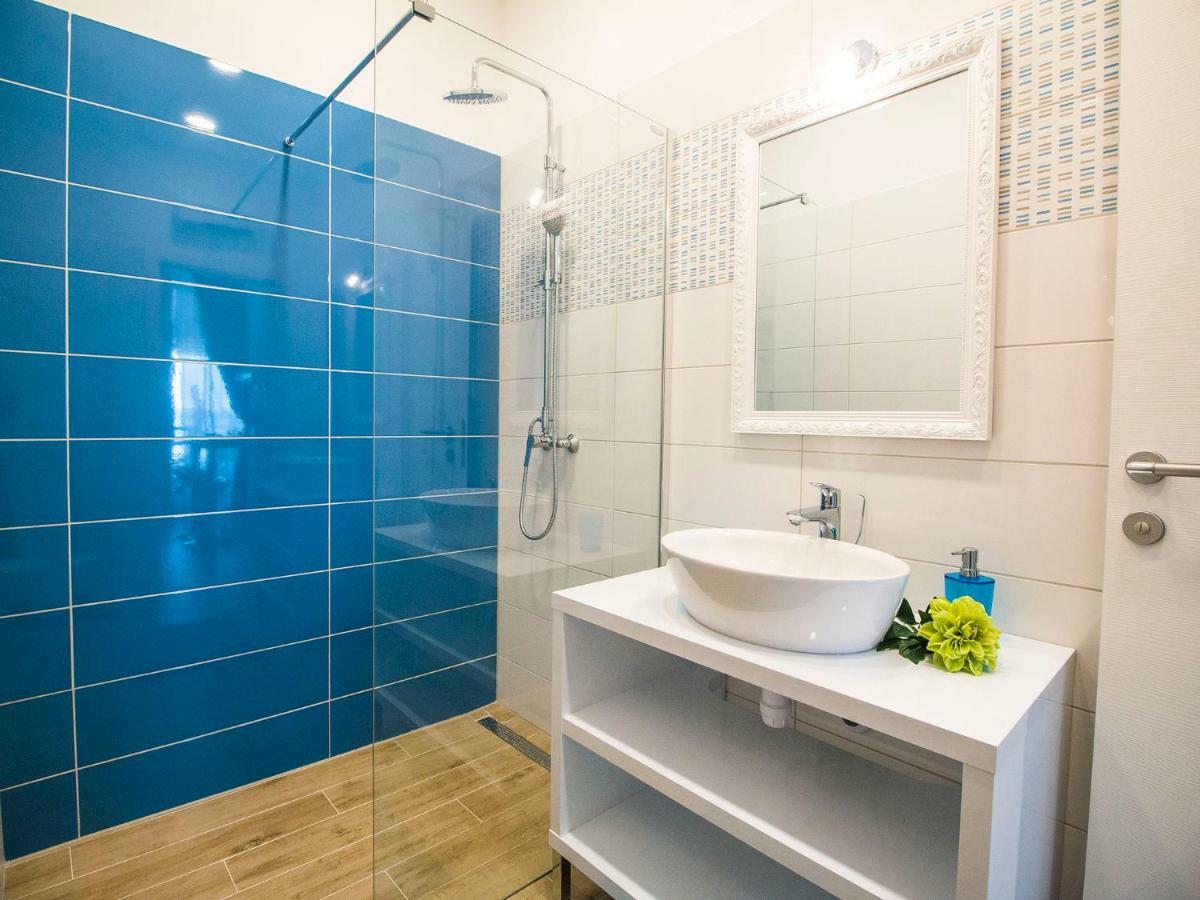Apartman Idro Directly At The