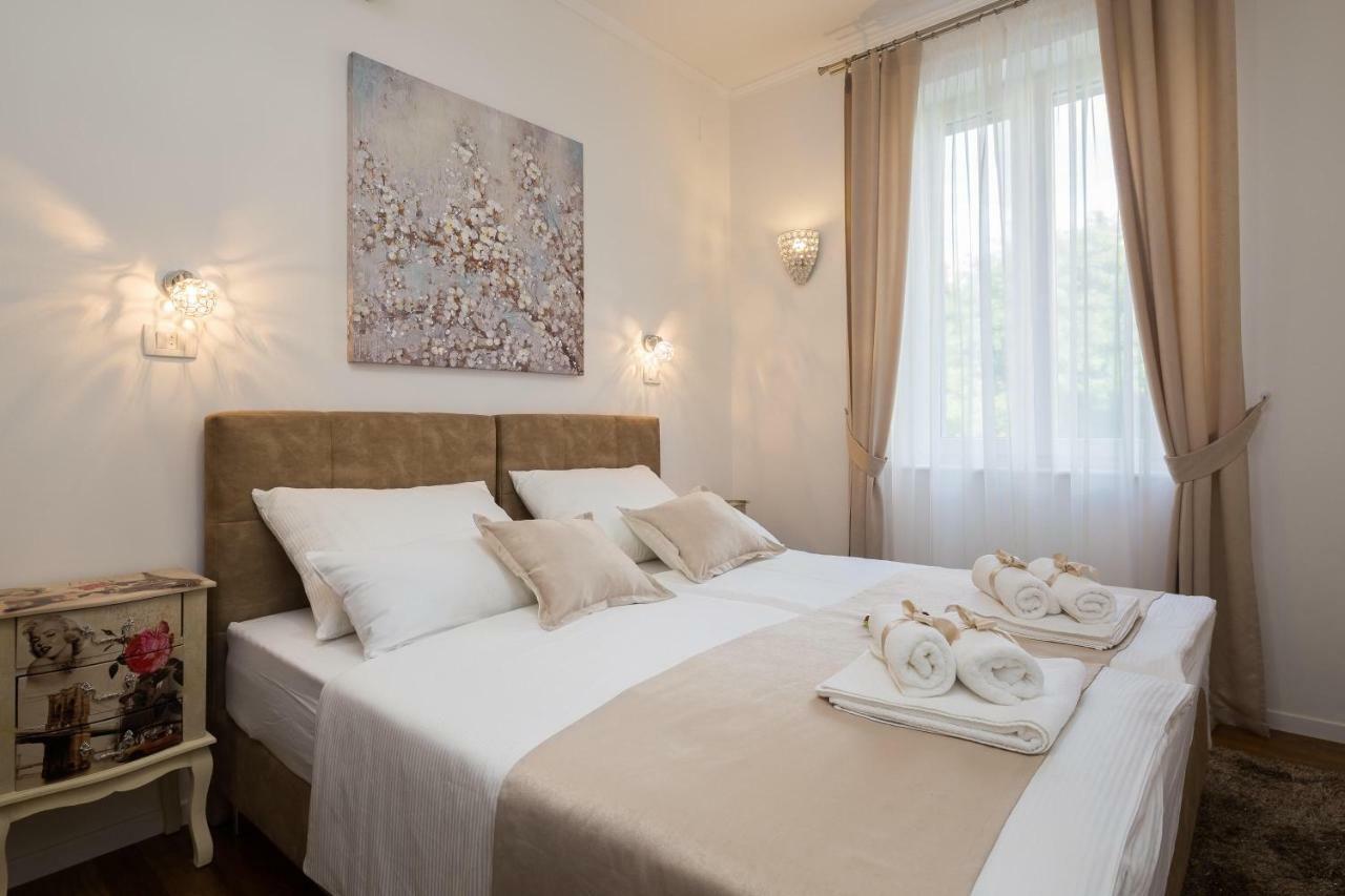 Luxury Luce *