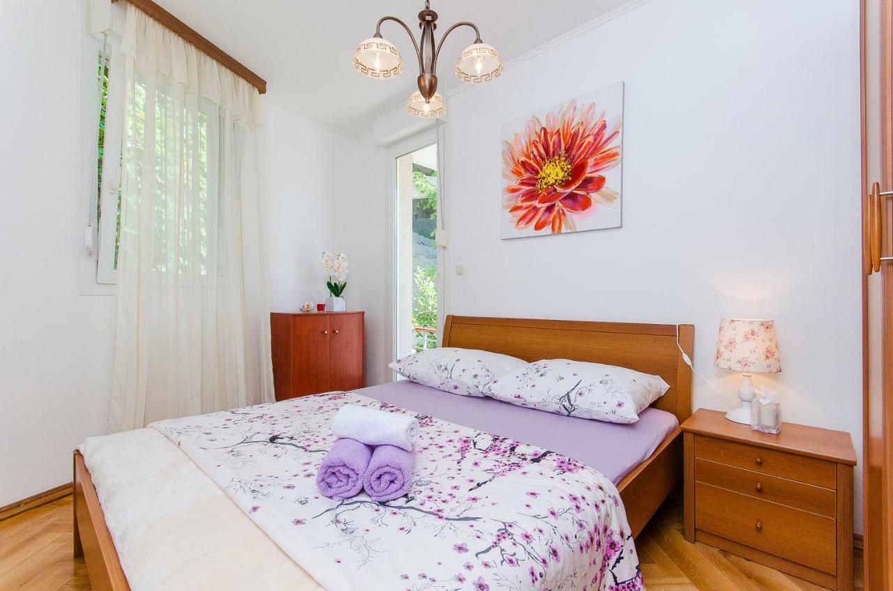 Lucija Apartamento *