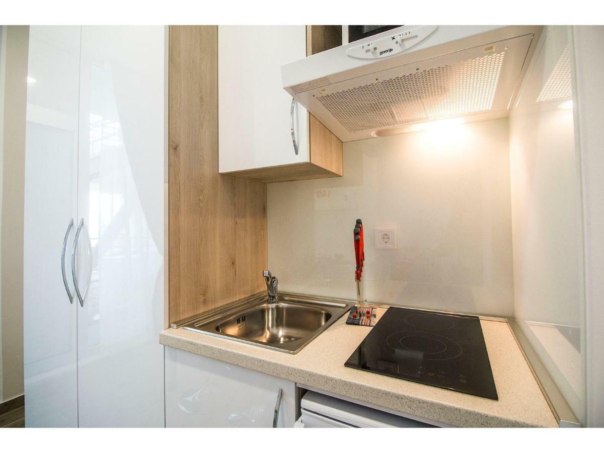 Apartman Idro Directly At The