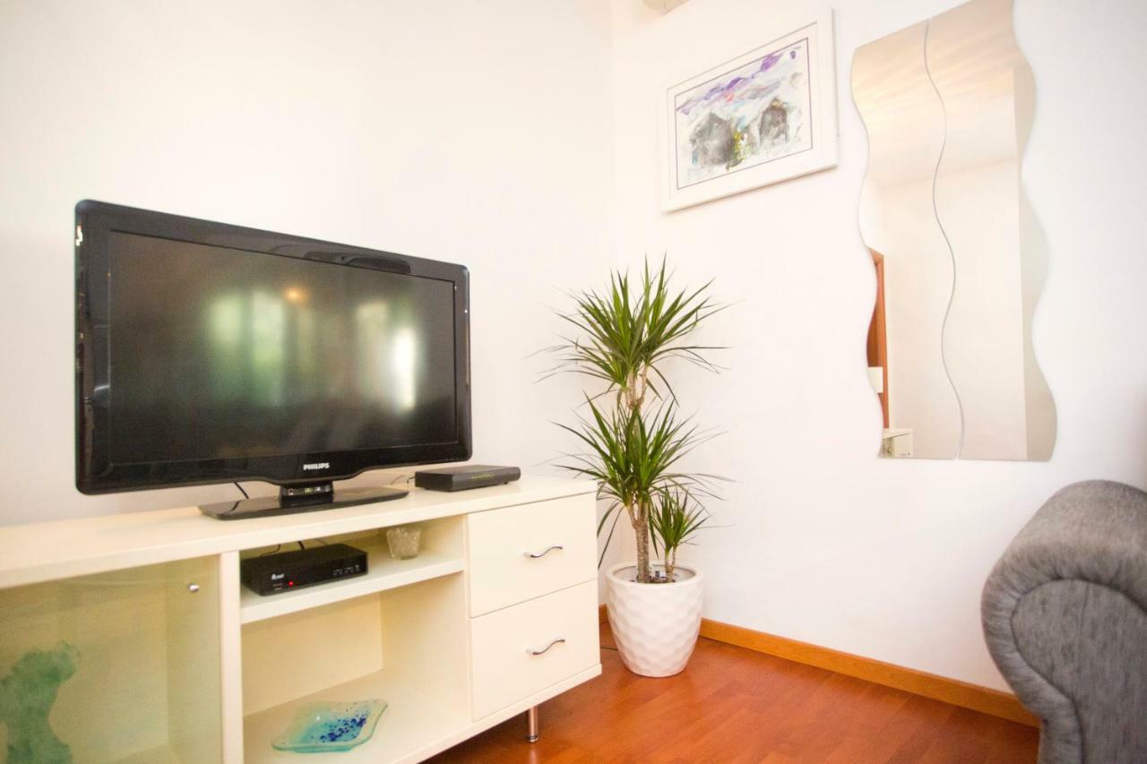 Tera Near Bacvice Beach And City Centre Appartement Split