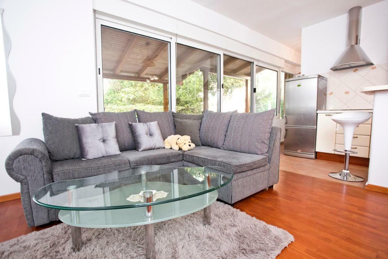 Appartement Tera Near Bacvice Beach And City Centre