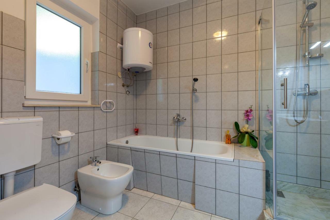 Stela Gornje Sitno Apartamento