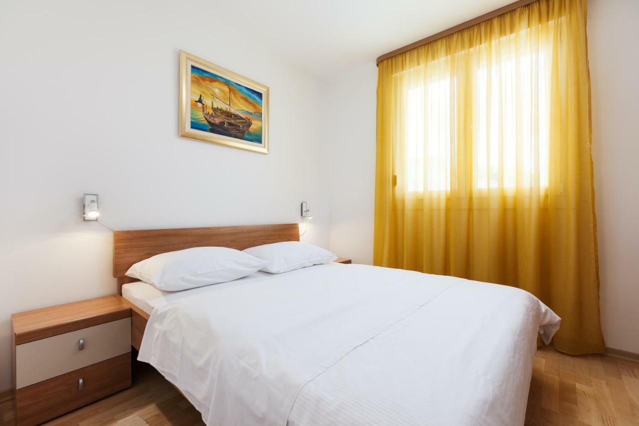Roska Ii. Apartment Split